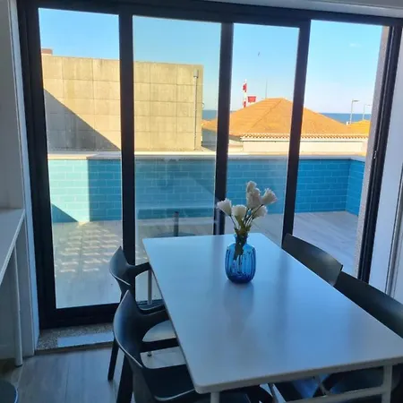 Blue - Caminhos De Santiago-airport *