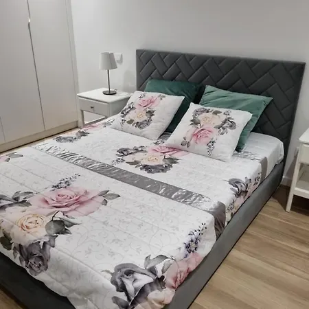 Blue - Caminhos De Santiago-airport * Praia de Angeiras