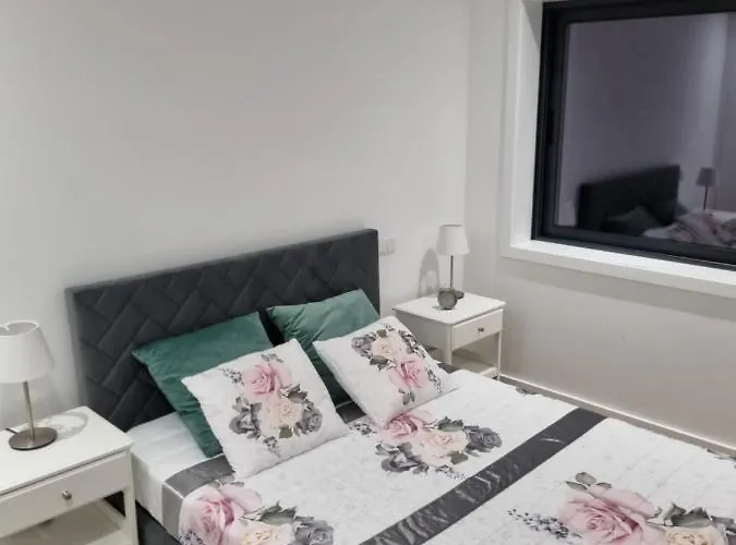 Blue - Caminhos De Santiago-airport Apartamento